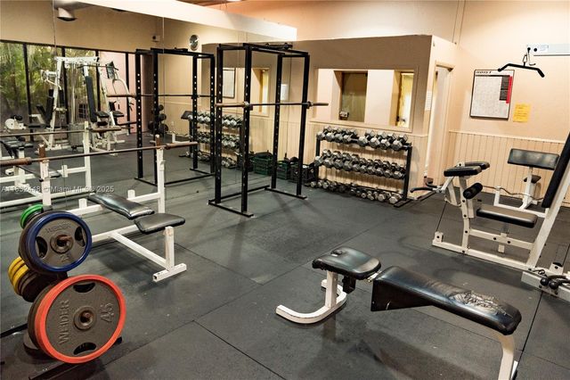 1239 NW 122nd Ter, Pembroke Pines, FL 33026