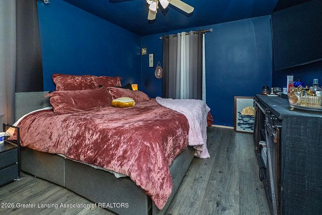 2617 Edgebrook Drive, Lansing, MI 48906
