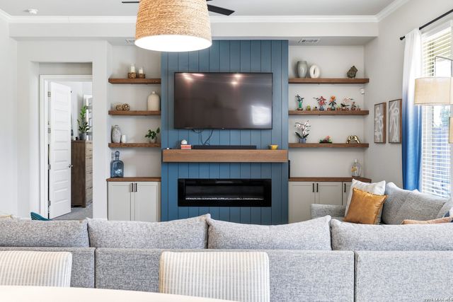 12452 Upton Park, San Antonio, TX 78253