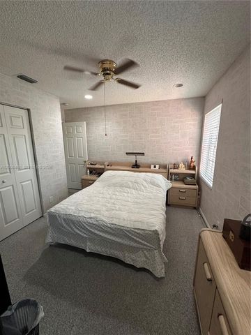 4852 NW 19th St, Coconut Creek, FL 33063