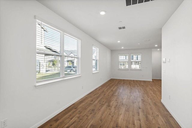 2517 Violet Theo LN, Round Rock, TX 78665