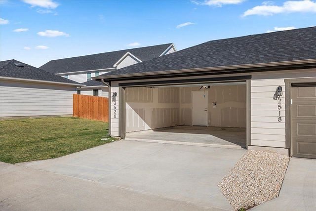 2517 Violet Theo LN, Round Rock, TX 78665