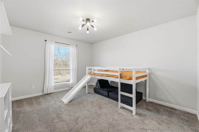 10556 Cross Oaks Drive, Skiatook, OK 74070