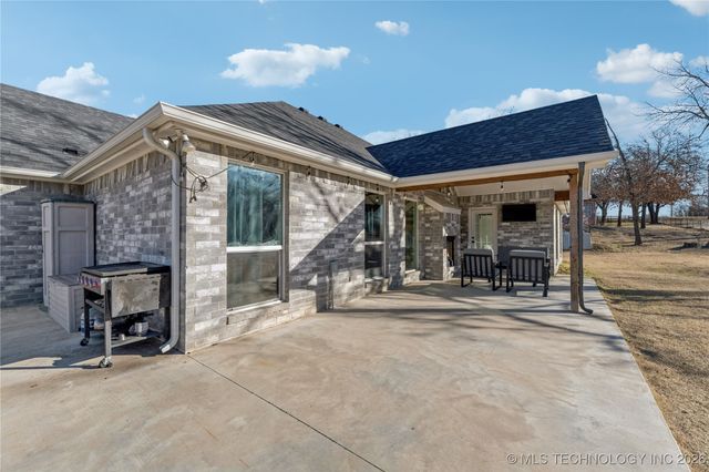 10556 Cross Oaks Drive, Skiatook, OK 74070