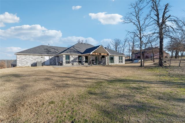 10556 Cross Oaks Drive, Skiatook, OK 74070