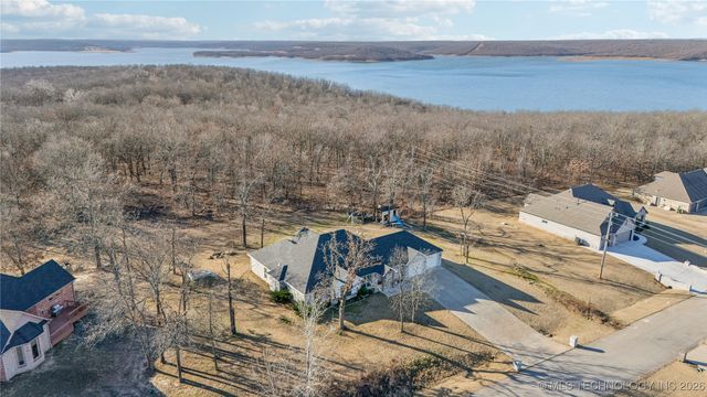 10556 Cross Oaks Drive, Skiatook, OK 74070