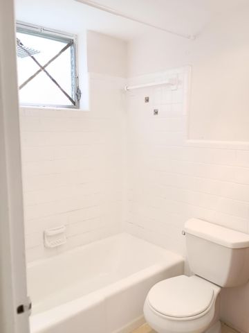 126 Cleveland Street 3, Lake Worth Beach, FL 33461