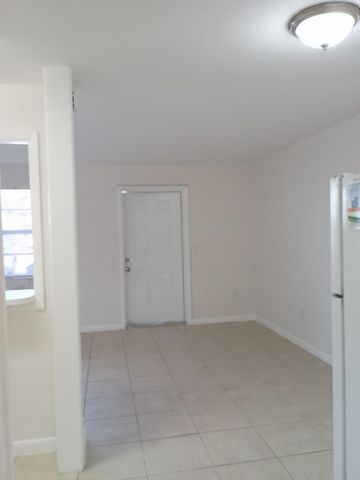 126 Cleveland Street 3, Lake Worth Beach, FL 33461