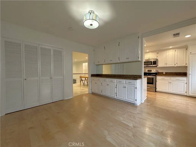 938 Palo Verde Avenue, Long Beach, CA 90815