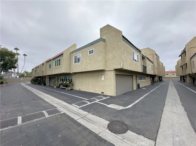 938 Palo Verde Avenue, Long Beach, CA 90815
