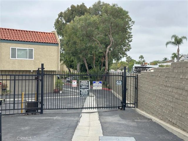 938 Palo Verde Avenue, Long Beach, CA 90815