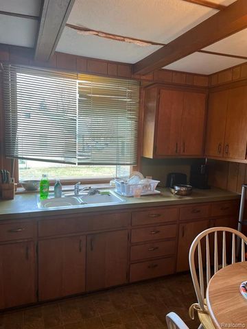 5047 Anatole Street, Detroit, MI 48236