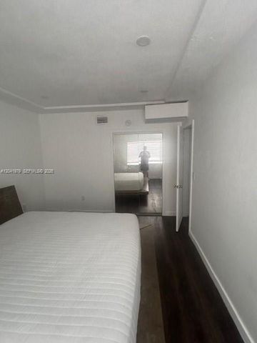 1785 Calais Drive 5, Miami Beach, FL 33141