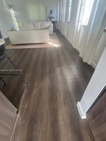 1785 Calais Drive 5, Miami Beach, FL 33141