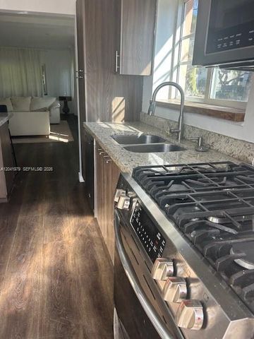 1785 Calais Drive 5, Miami Beach, FL 33141