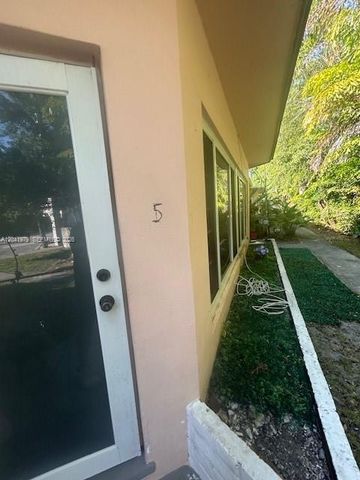1785 Calais Drive 5, Miami Beach, FL 33141