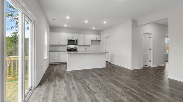 230 Covey Lane, Winston-salem, NC 27107