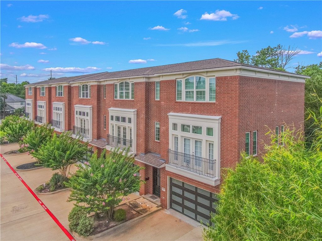 206 Tarrow Street, College Station, TX 77840 — photo 2