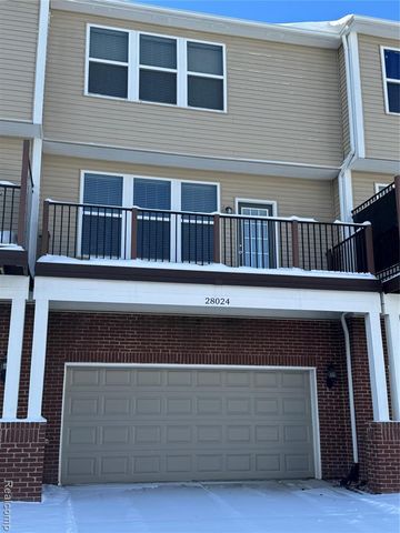 28024 Hopkins Drive, Novi, MI 48377