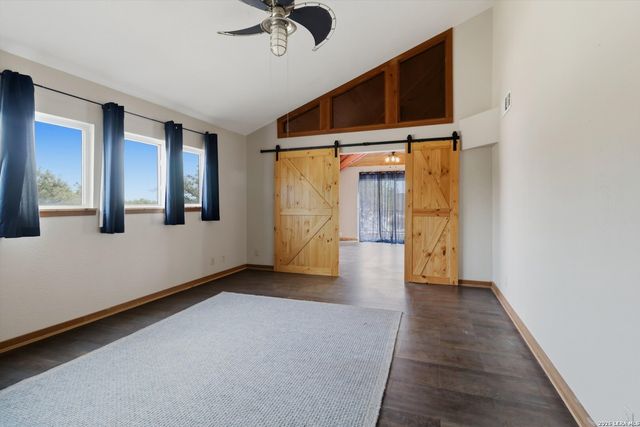 570 Rimrock Pass, Canyon Lake, TX 78133