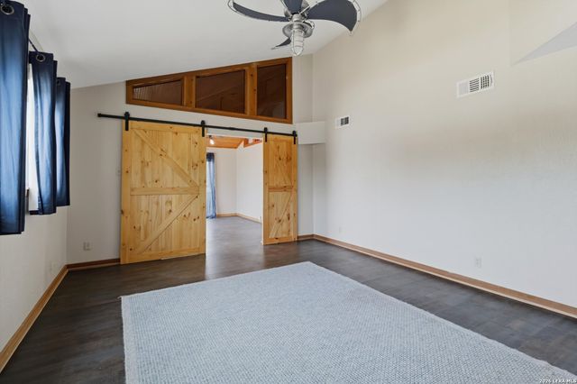 570 Rimrock Pass, Canyon Lake, TX 78133