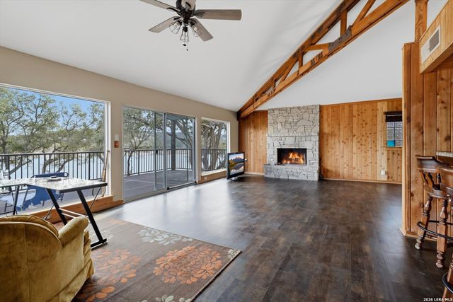 570 Rimrock Pass, Canyon Lake, TX 78133