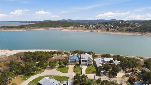 570 Rimrock Pass, Canyon Lake, TX 78133