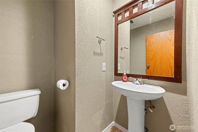 2112 Tina Court SE, Olympia, WA 98513