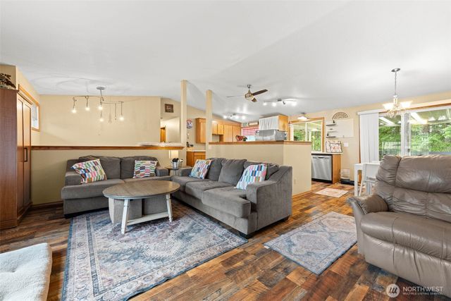 2112 Tina Court SE, Olympia, WA 98513