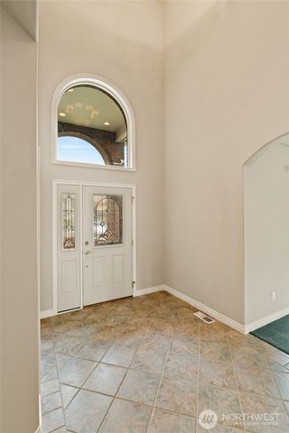 2004 Evergreen Court, Yakima, WA 98902