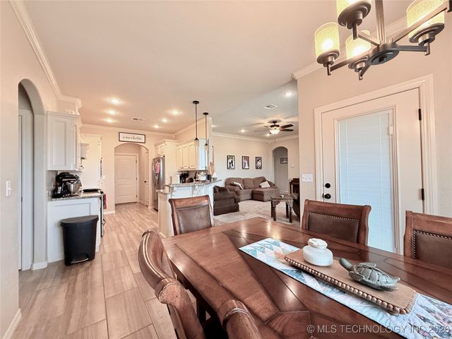 7004 S 4th Street W, Muskogee, OK 74401