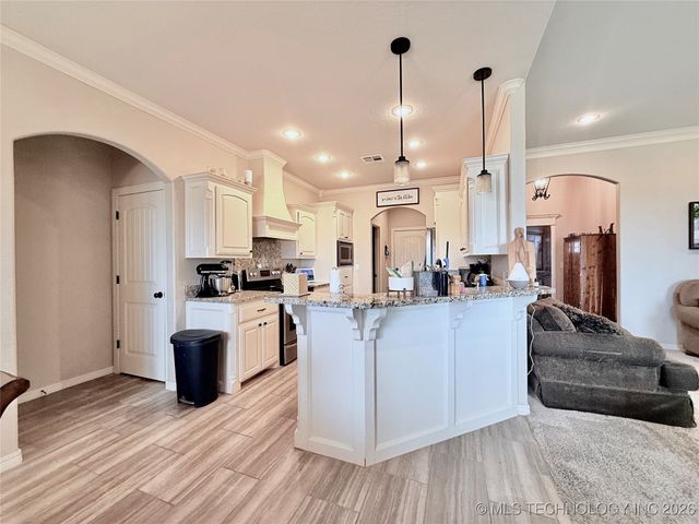 7004 S 4th Street W, Muskogee, OK 74401