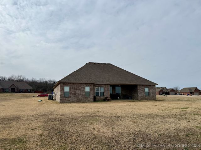 7004 S 4th Street W, Muskogee, OK 74401