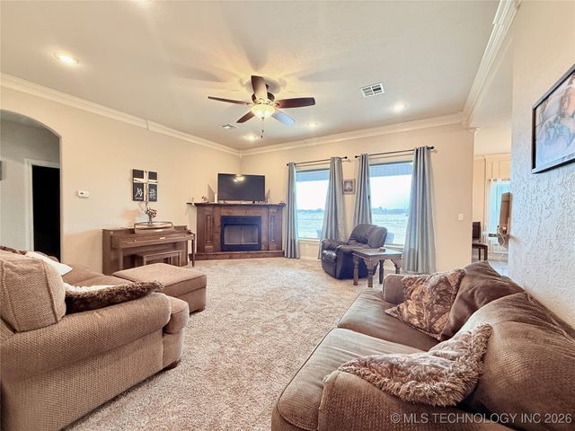 7004 S 4th Street W, Muskogee, OK 74401