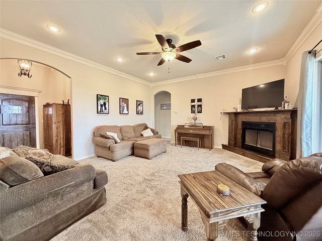 7004 S 4th Street W, Muskogee, OK 74401