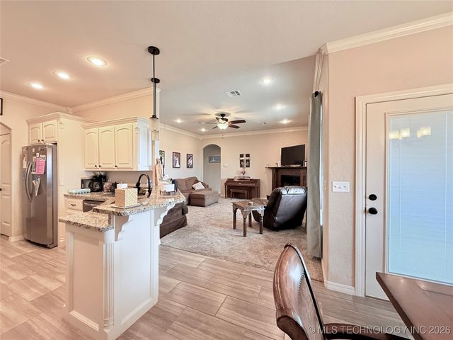 7004 S 4th Street W, Muskogee, OK 74401