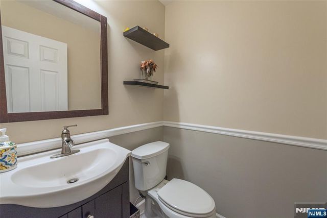 3 Freedom Court, Montville Township, NJ 07045