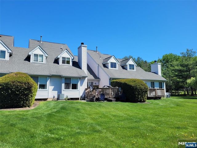 3 Freedom Court, Montville Township, NJ 07045