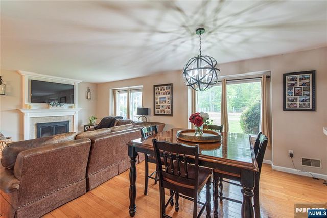 3 Freedom Court, Montville Township, NJ 07045