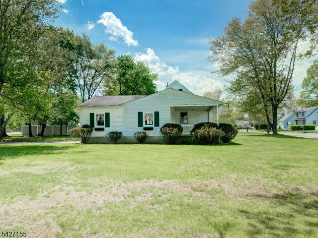 24 George St, Mine Hill Twp., NJ 07803