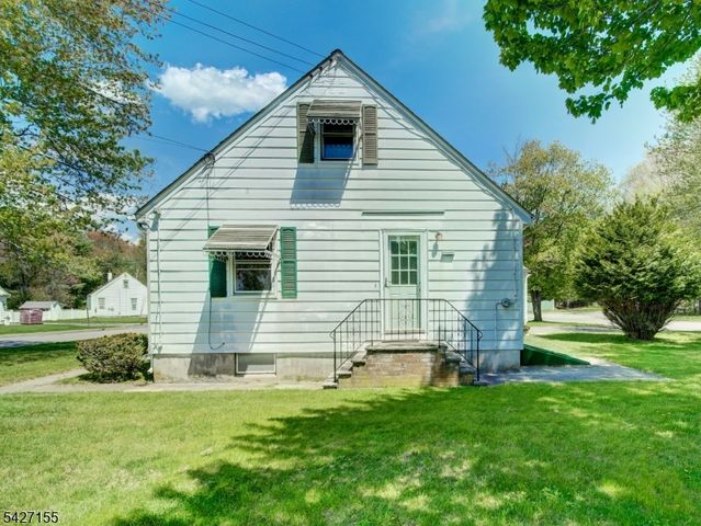 24 George St, Mine Hill Twp., NJ 07803