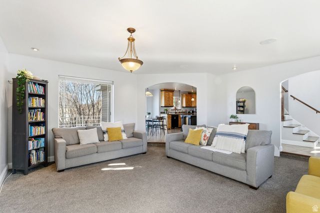 75 S HILLSIDE DR, Elk Ridge, UT 84651