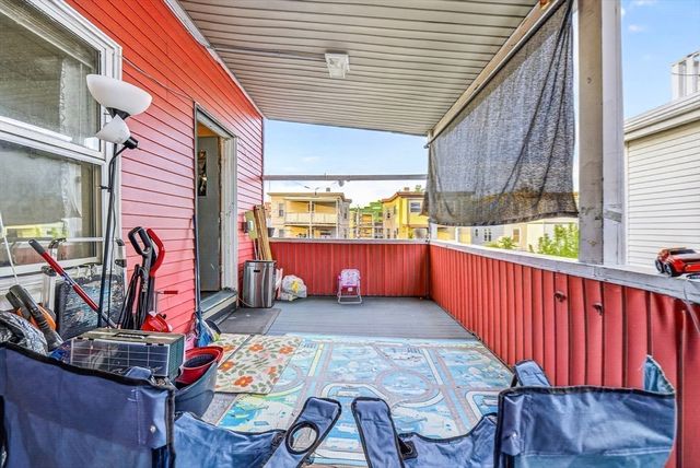 39 Derby St, Somerville, MA 02145