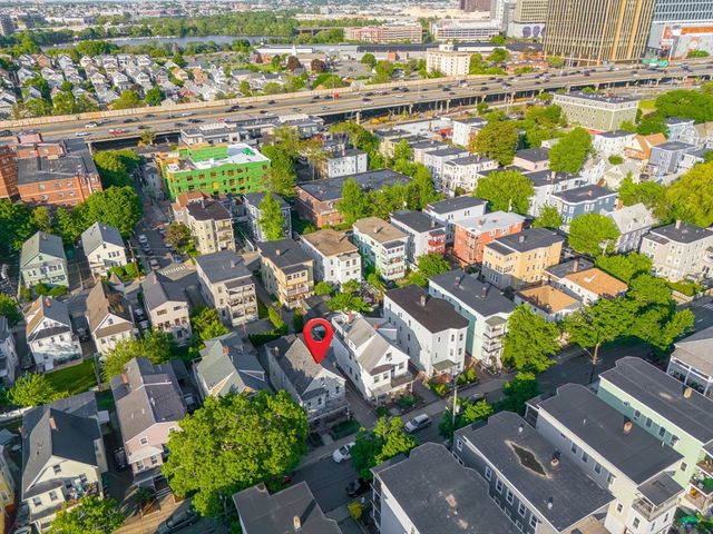 39 Derby St, Somerville, MA 02145
