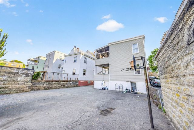 39 Derby St, Somerville, MA 02145