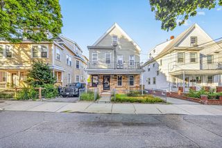39 Derby St, Somerville, MA 02145