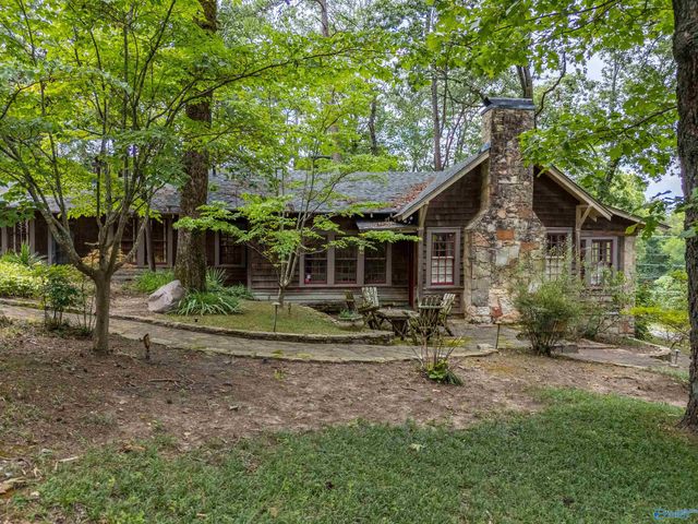 335 Harts Avenue, Gadsden, AL 35904