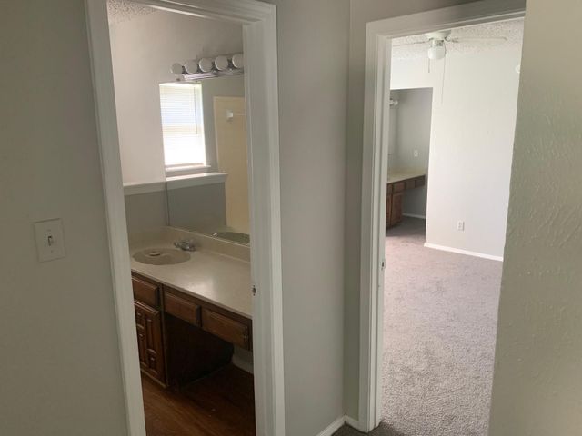 2518 Highgate Drive, Arlington, TX 76016