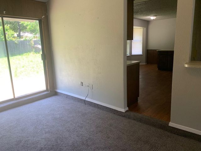 2518 Highgate Drive, Arlington, TX 76016