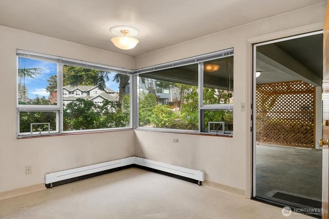 4719 NE Park Place, Seattle, WA 98115